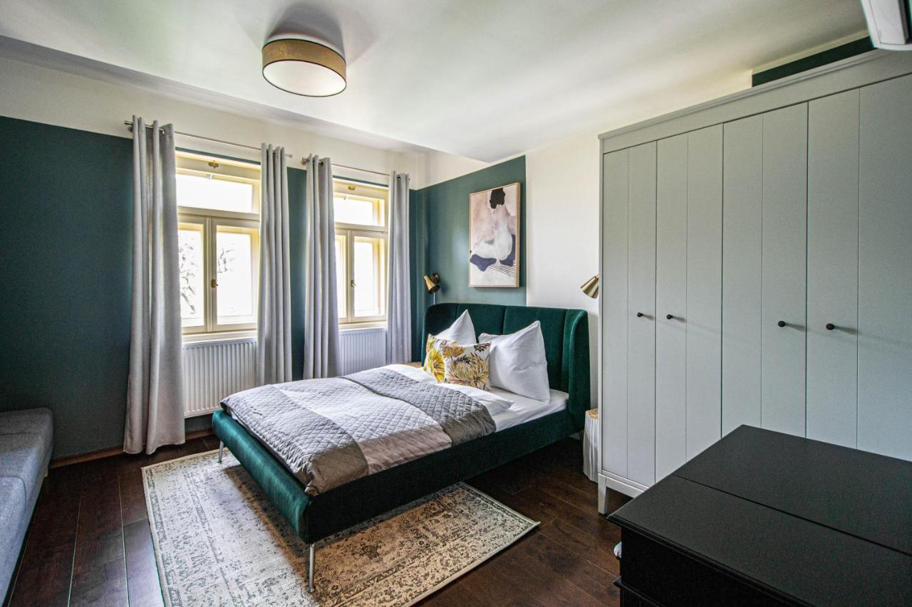 Quite Loft With Balcony And 3 Air Conditioners Praag Buitenkant foto