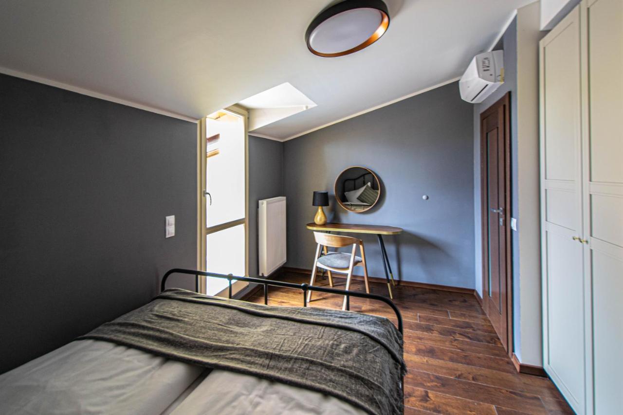 Quite Loft With Balcony And 3 Air Conditioners Praag Buitenkant foto