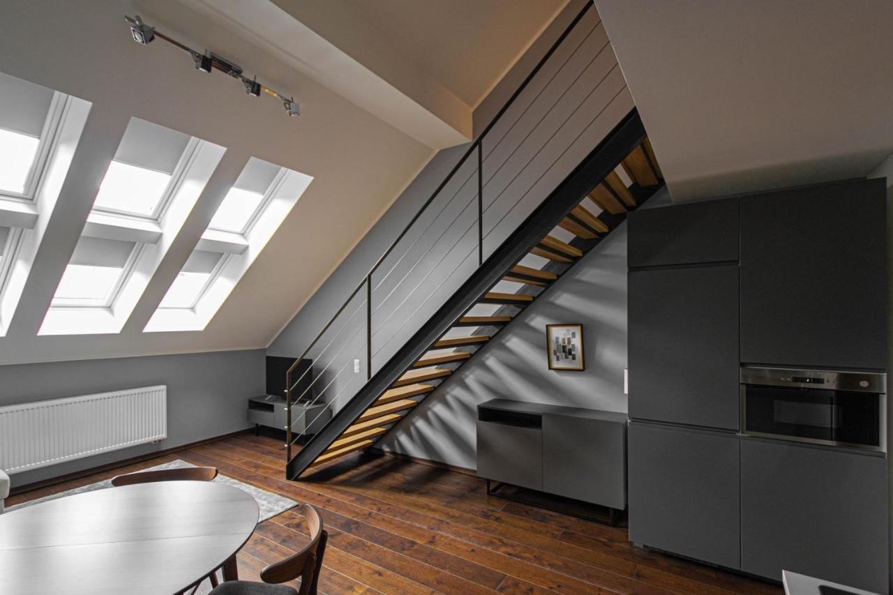 Quite Loft With Balcony And 3 Air Conditioners Praag Buitenkant foto